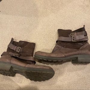 Bass combat ankle boots